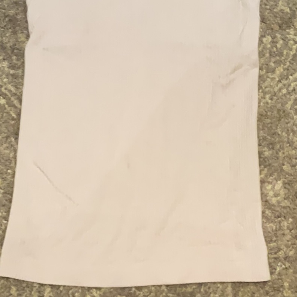 Lululemon Athletica White Fitted Sleeveless Tank Top - Picture 2 of 7